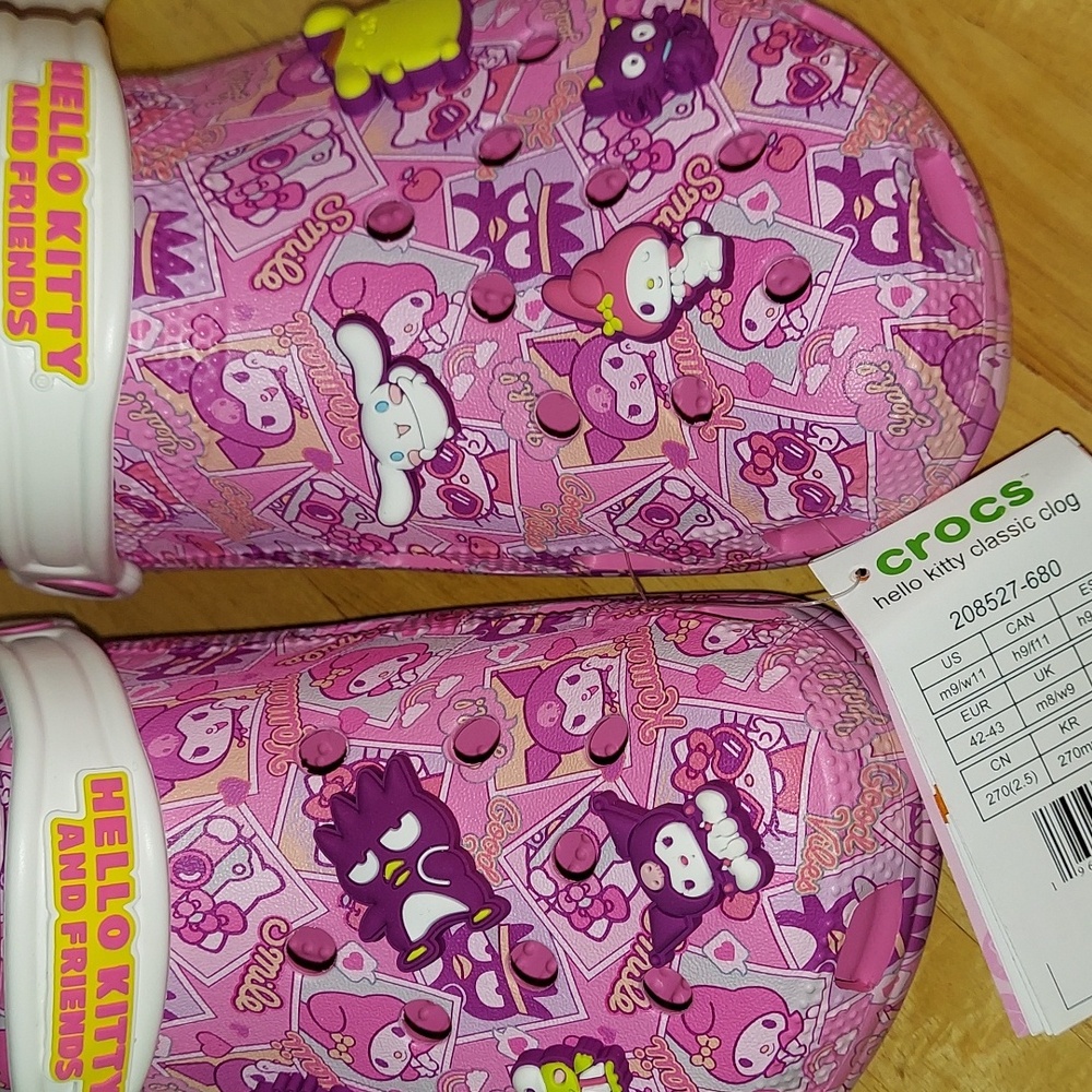 NEW Crocs x Hello Kitty Classic Clogs with Jibbitz W11/M9 - Picture 7 of 9